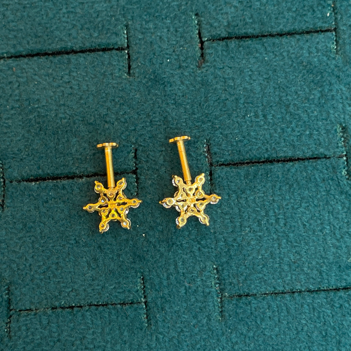 92.5 Silver Floral Piercing Bugadi Pair