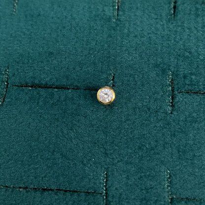 92.5 Sterling Silver Gold Plated Bezel Set CZ Solitaire Nose Pin