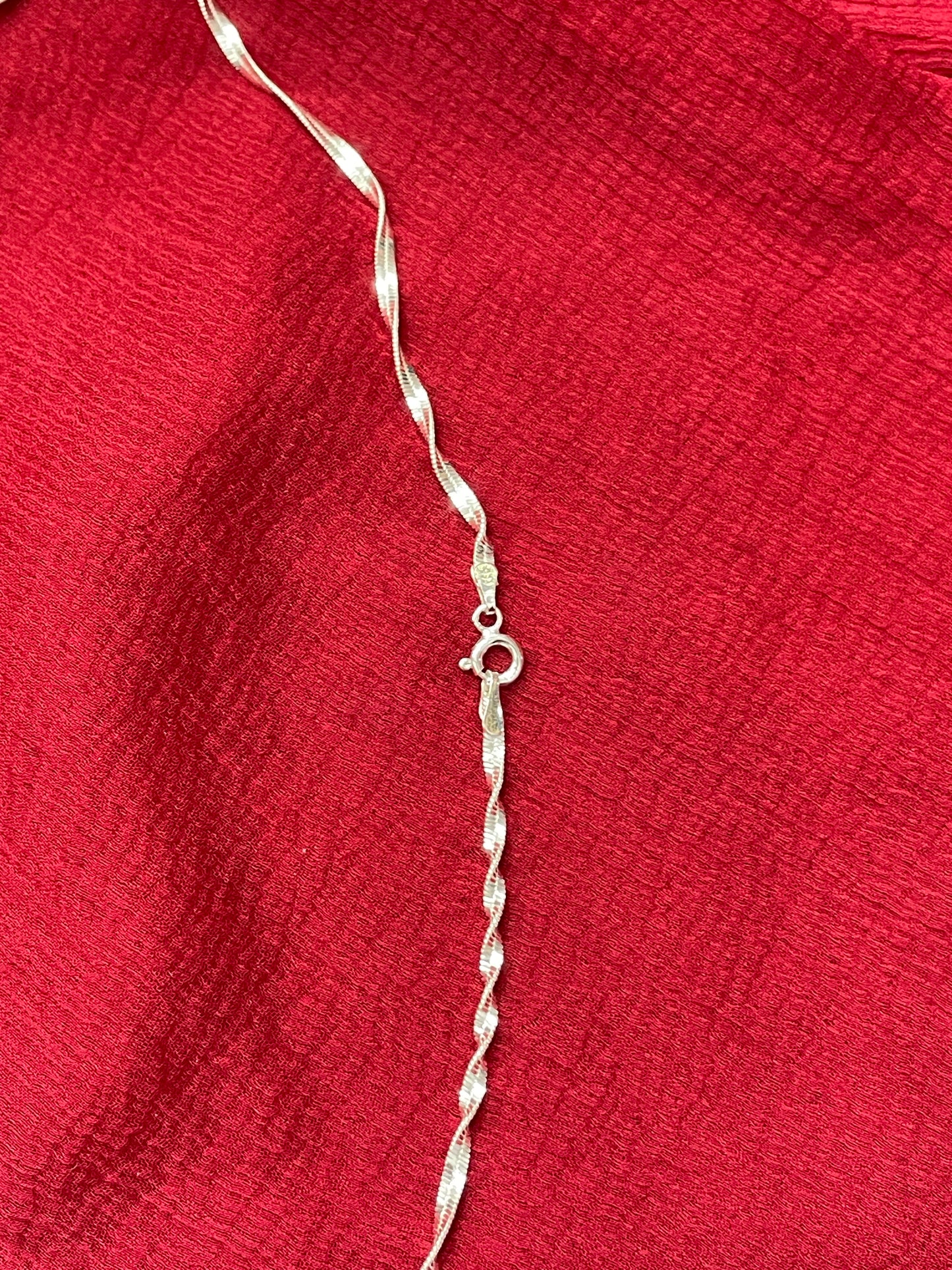 92.5 silver twisted chain 18 inches