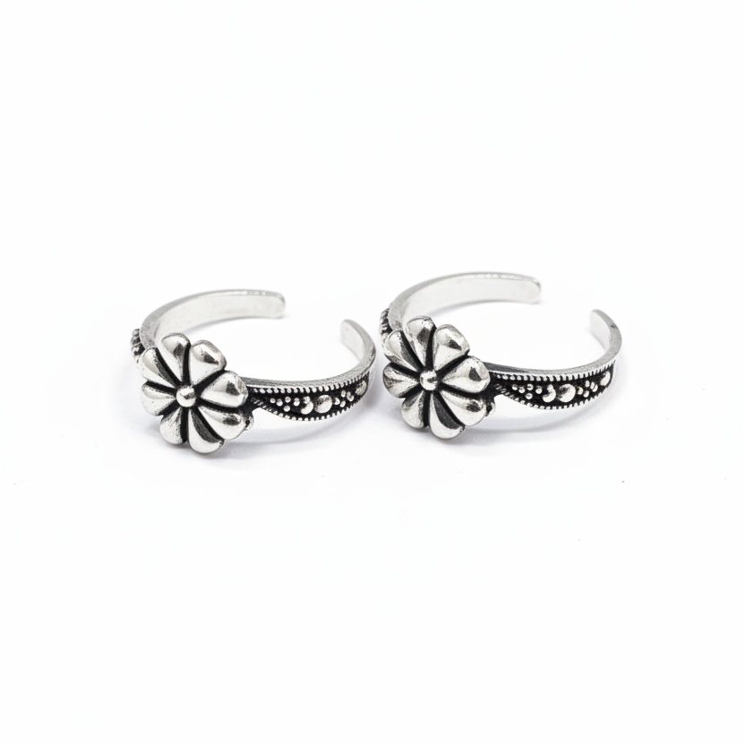925 Sterling Silver Pyrite Flower Toe Rings for Women | Oxidised Floral Design