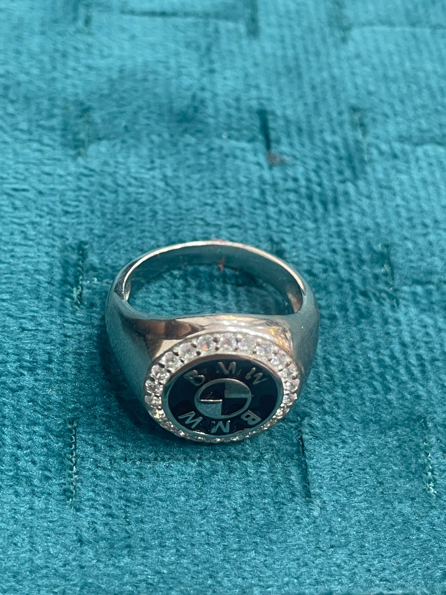 92.5 Silver BMW Men’s Ring Size 18 | Stylish Logo Design | Elegant Jewellery