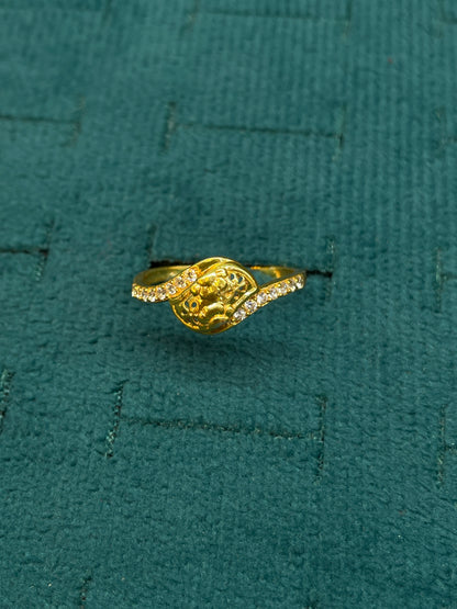 92.5 Silver Gold Plated White CZ Filigree Knot Ring for Women