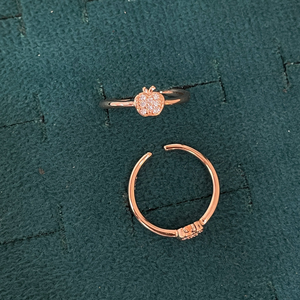 92.5 Silver Rose Gold Plated White CZ Apple Toe Rings