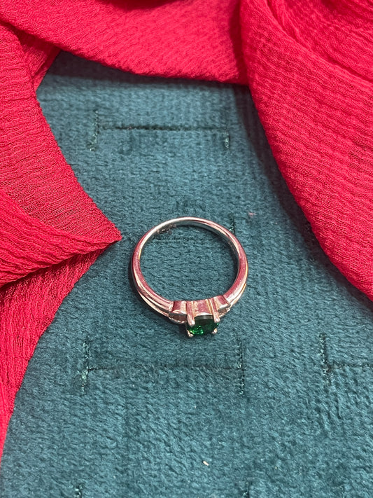 92.5 Silver Green Stone Ring for Women Size 9 | Stylish Vibrant Design | Elegant Fashion Jewellery