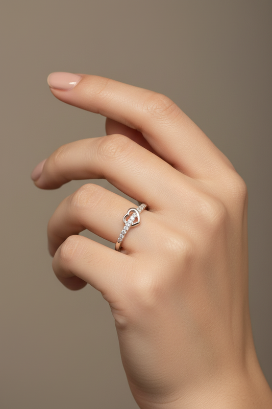 92.5 Silver Heart Ring - Size 9