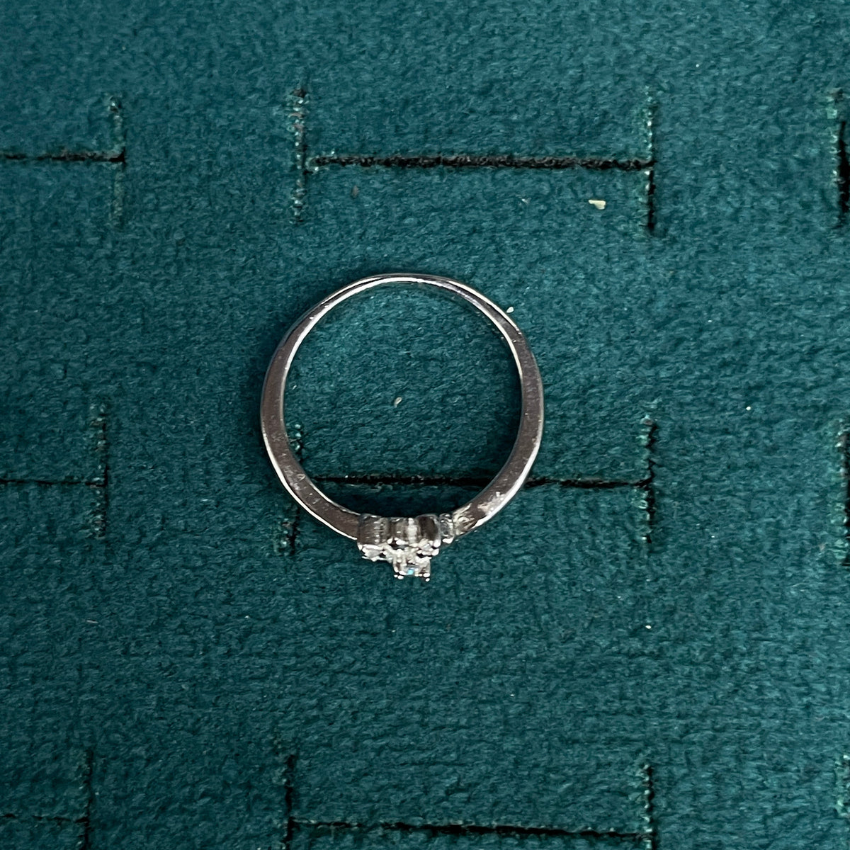 92.5 Silver Clear Stone Floral Ring for Women