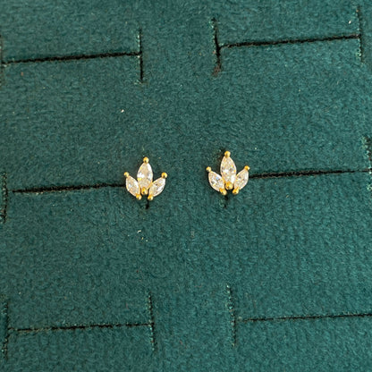 92.5 Silver Gold Plated Three Leaf Stud Earrings Pair