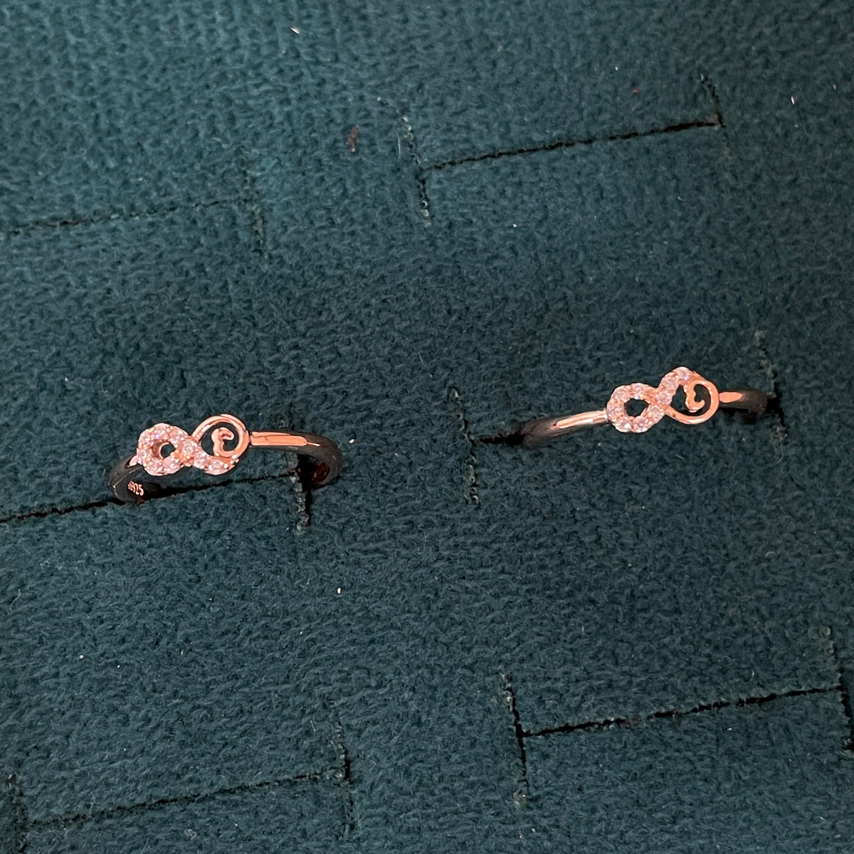 92.5 Silver Rose Gold Plated White CZ Infinity Scroll Toe Rings