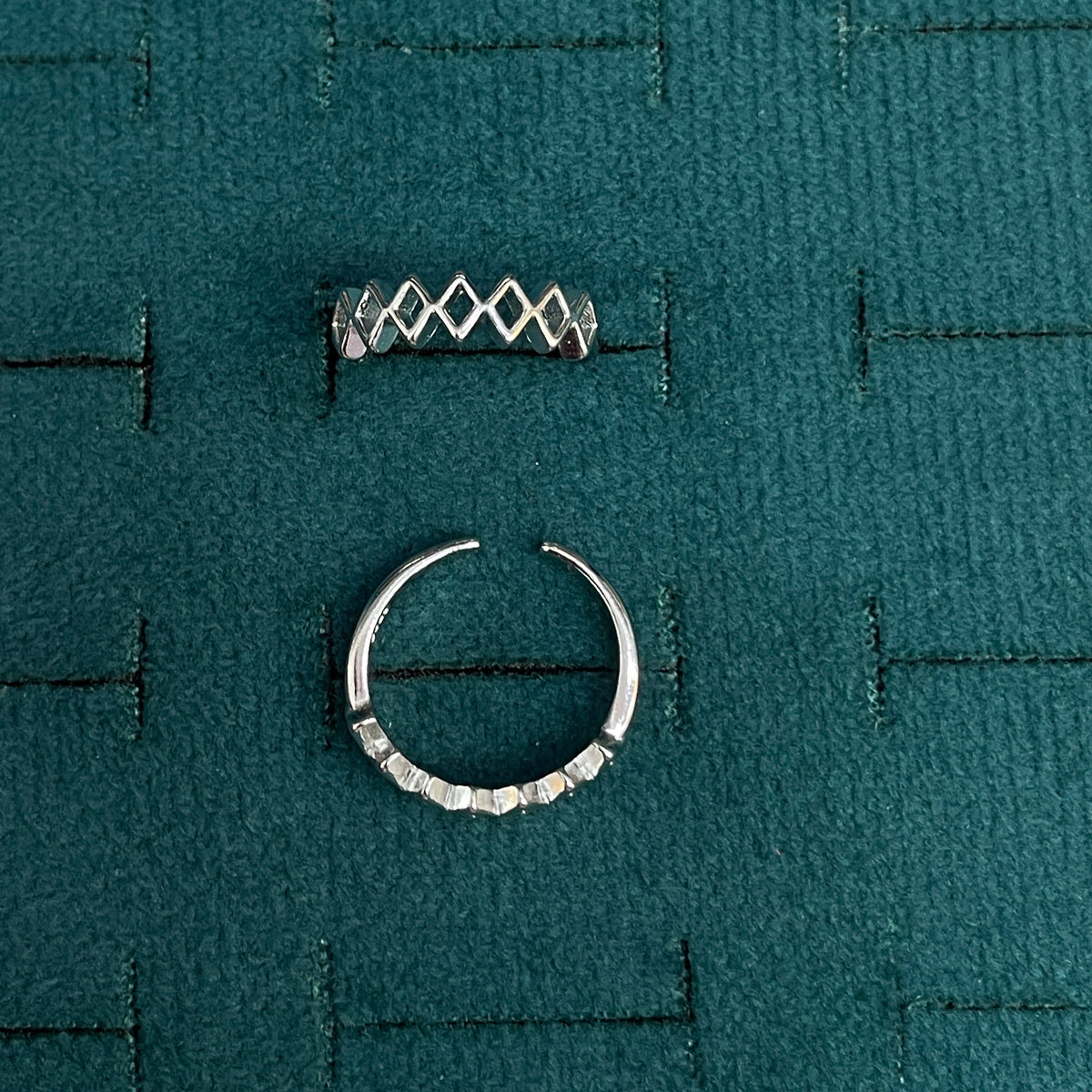 92.5 Silver Diamond Frame Toe Rings
