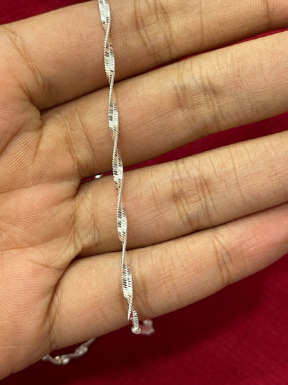 92.5 silver twisted chain 18 inches