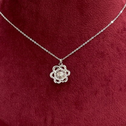92.5 Silver White CZ Pearl Floral Pendant Chain for Women