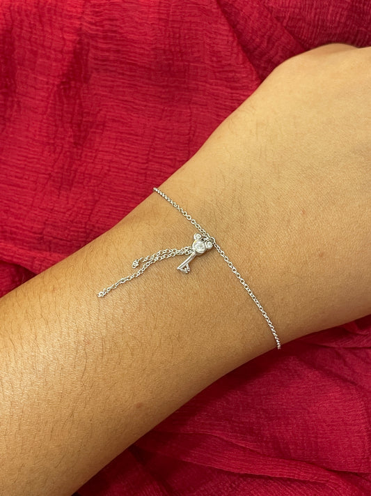 92.5 Silver Minimal Key Bracelet for Women 7.5 Inches | Stylish Symbol Design | Elegant Jewellery