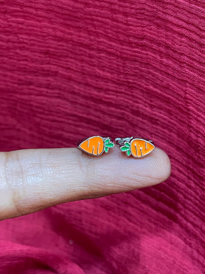 925 Silver Carrot Hoops