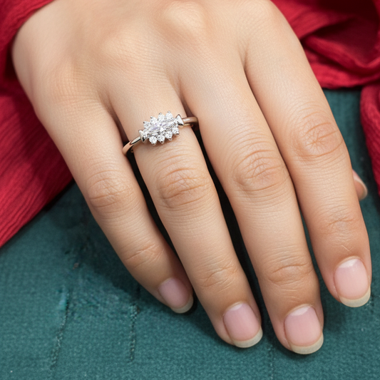 92.5  Silver Eye Ring - Size 12