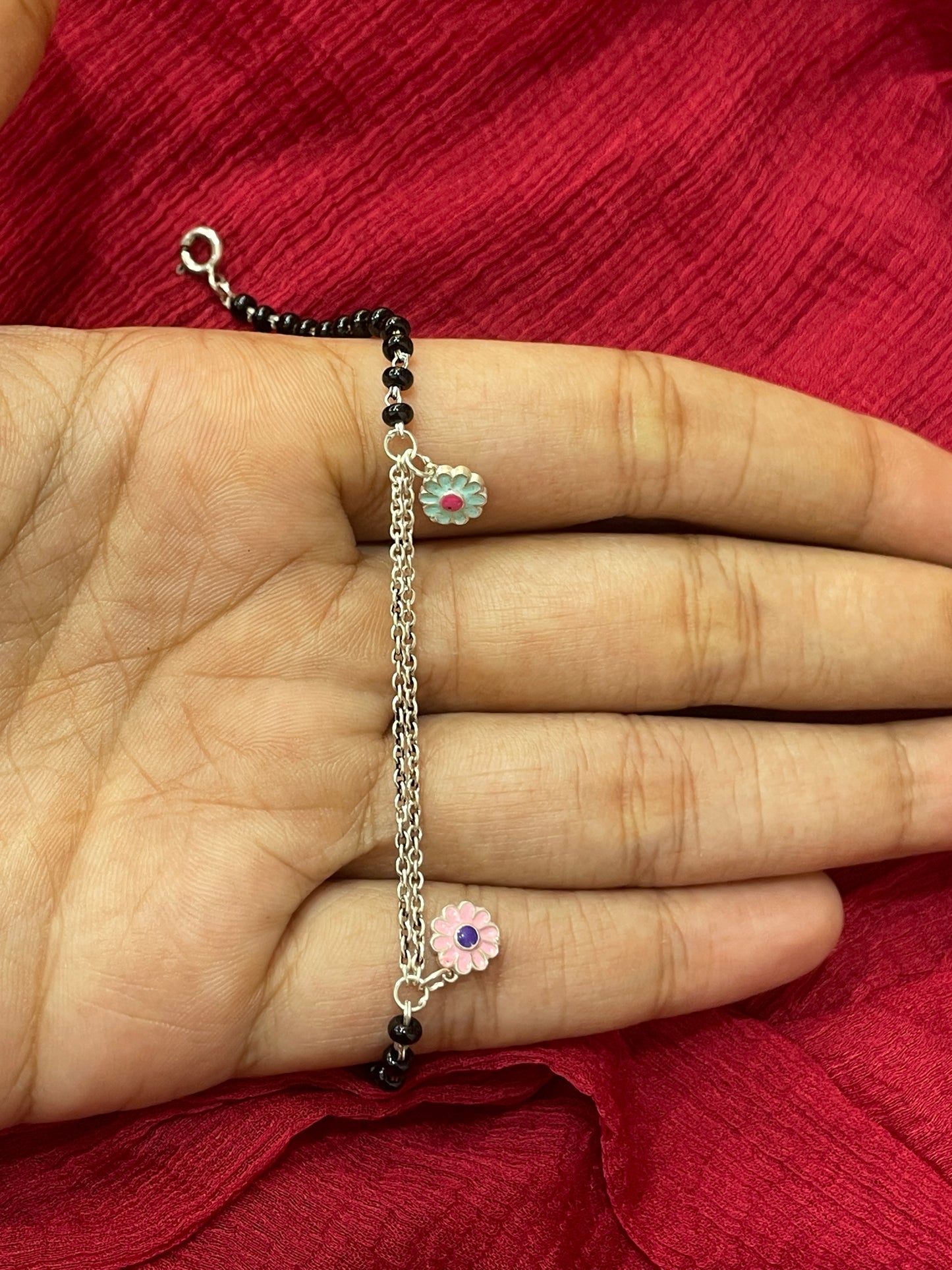 92.5 Silver Flower Black Beads Bracelet for Women 7.5 Inches | Stylish Elegant Design | Daily Wear Jewellery
