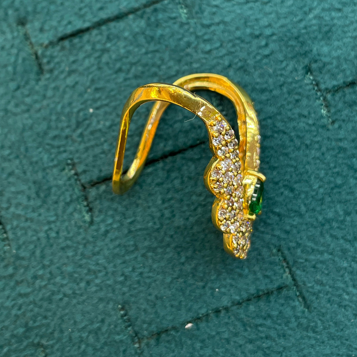 92.5 Silver Gold Plated White CZ Pave Green CZ Teardrop Vanki Ring for Women