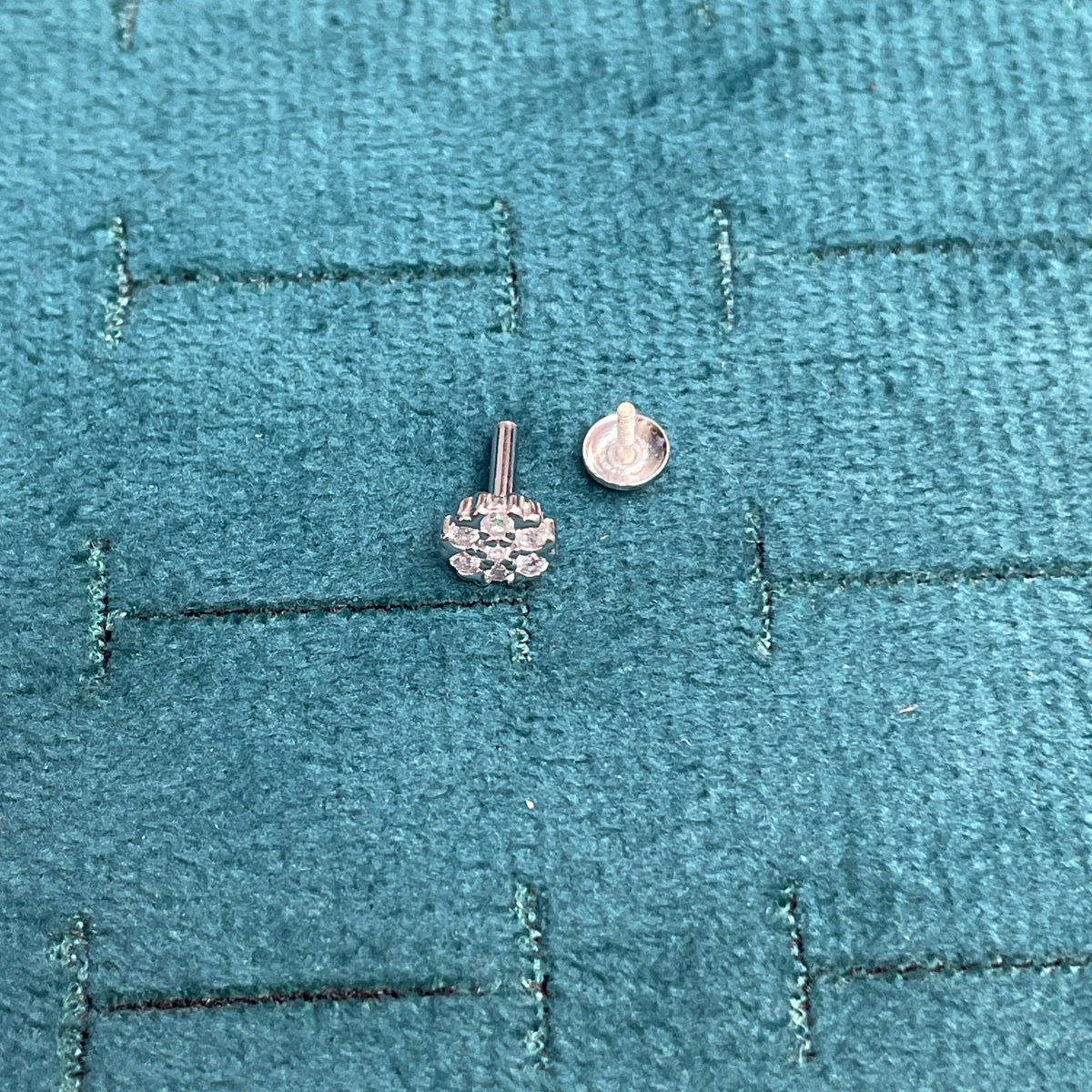 92.5 Silver Clear Stone Flower Cluster Studs Pair