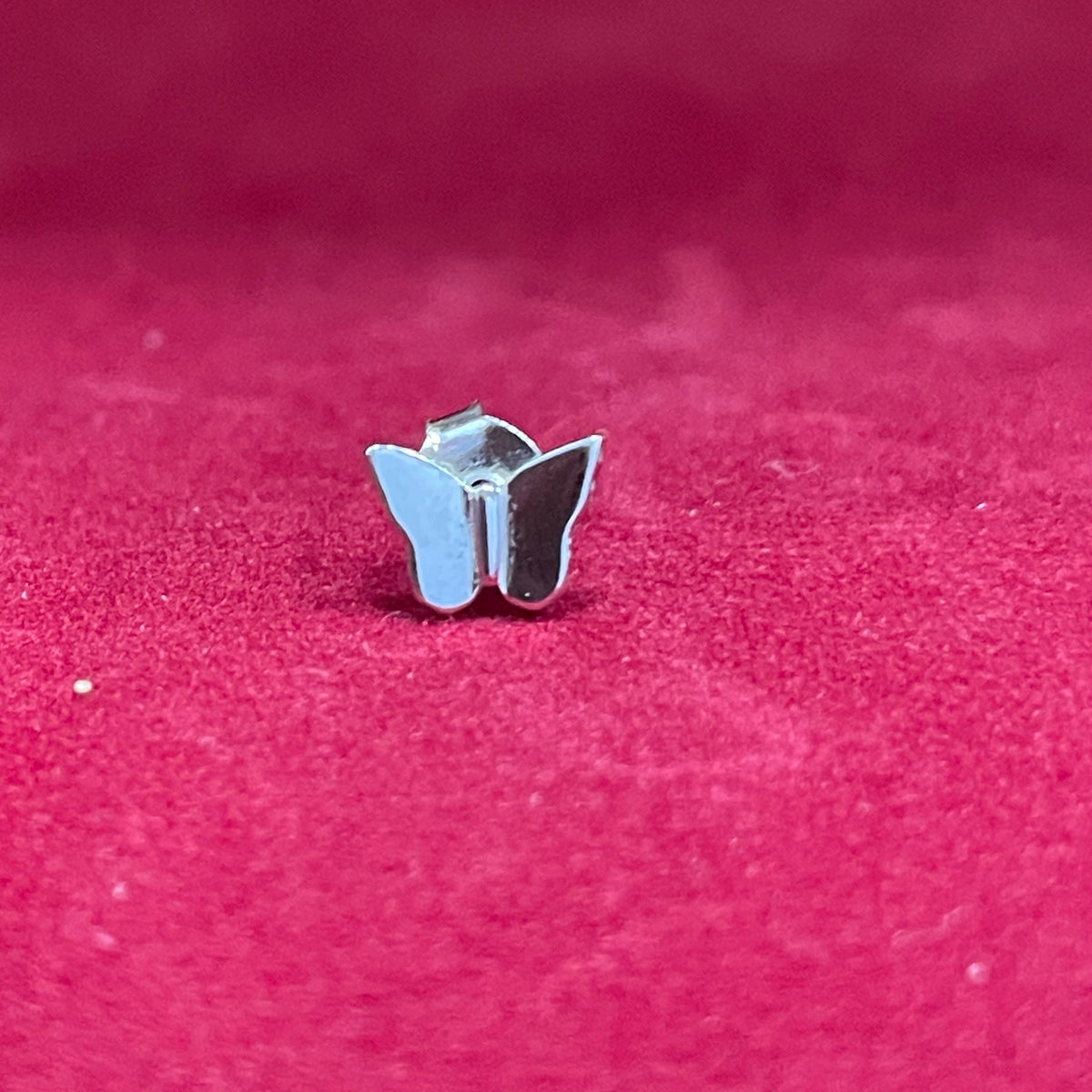 92.5 Sterling Silver Plain Polished Butterfly Stud
