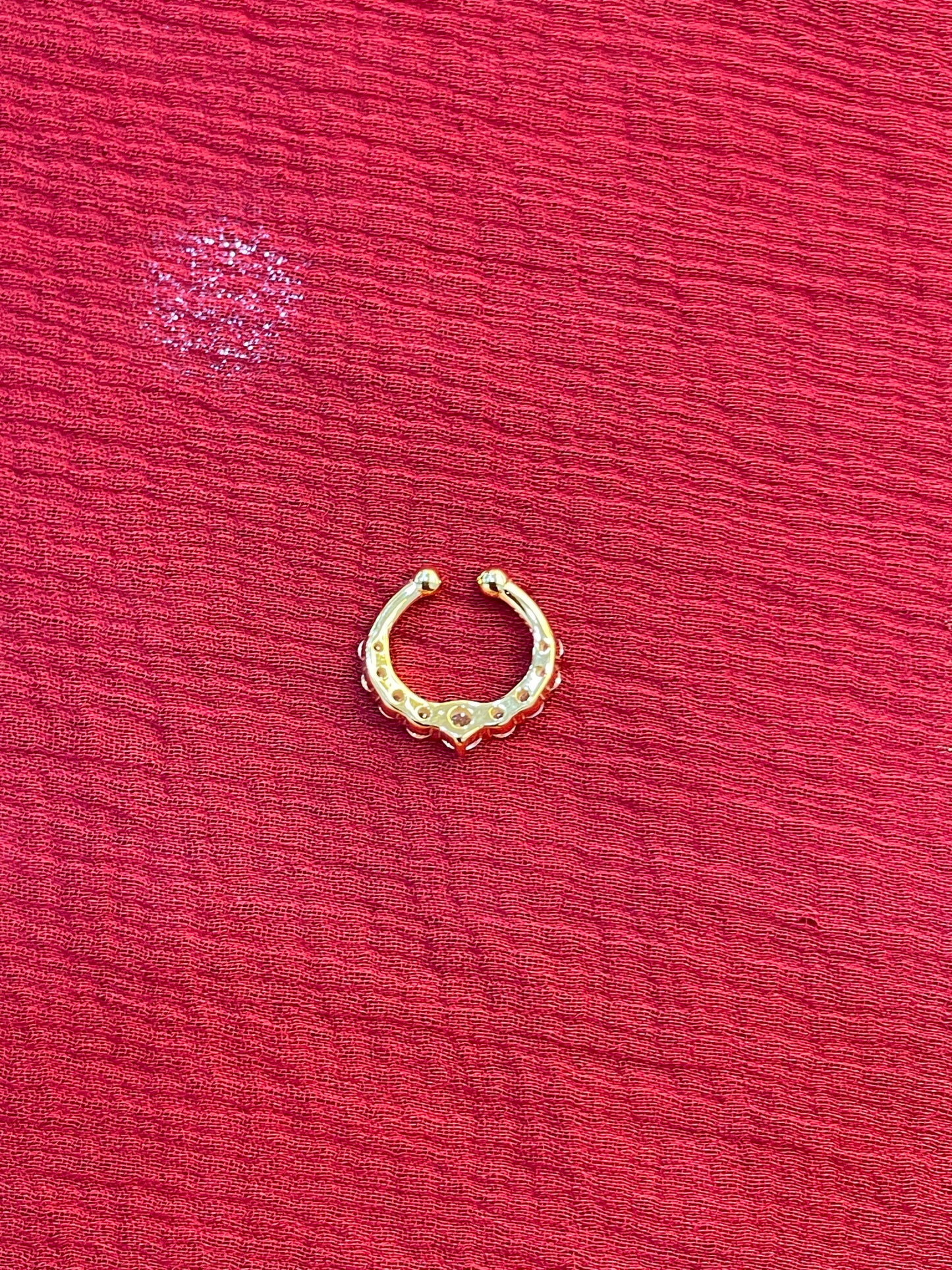 92.5 silver classy gold plated white stone septum
