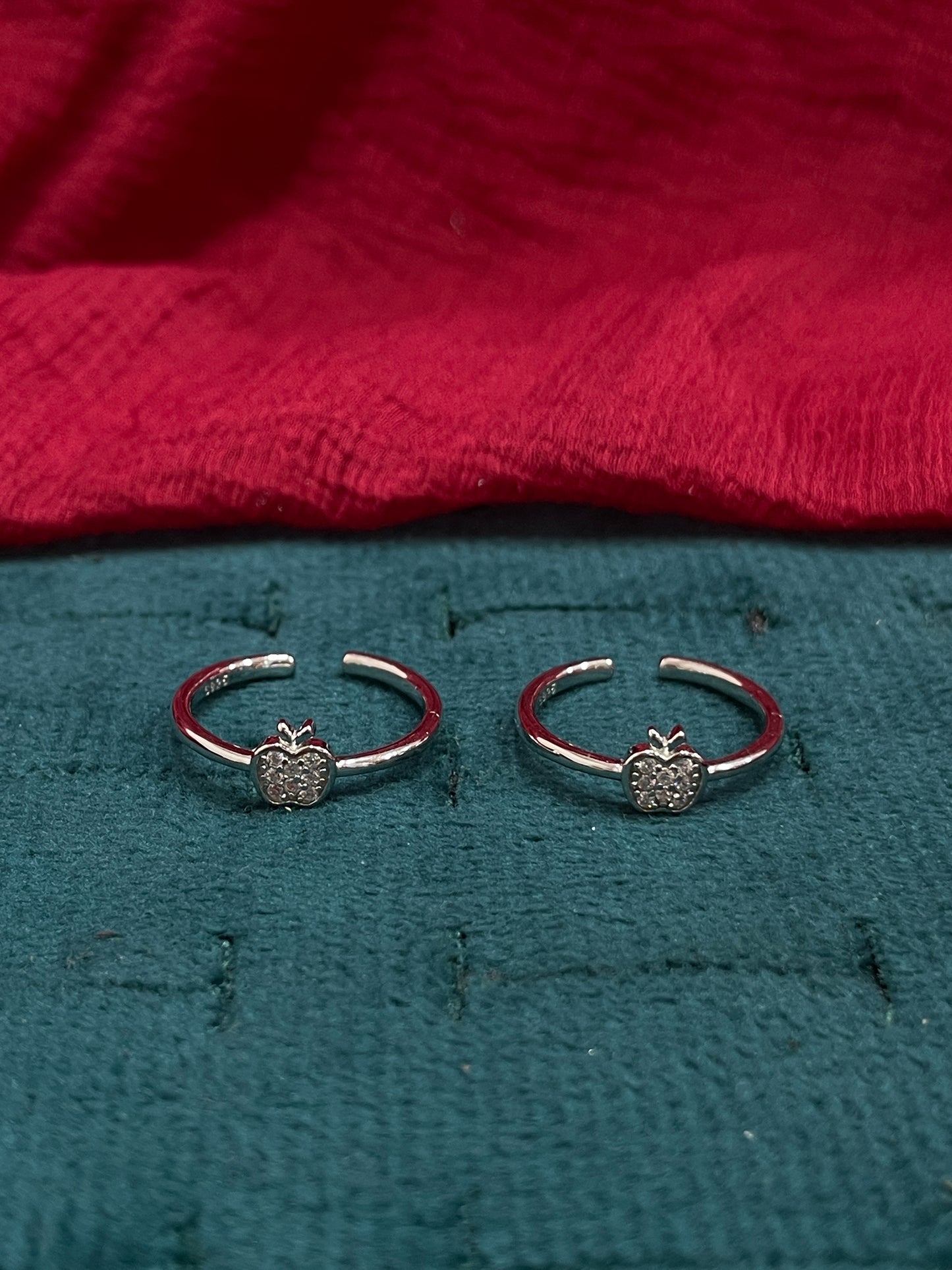 925 Silver Apple Toe rings