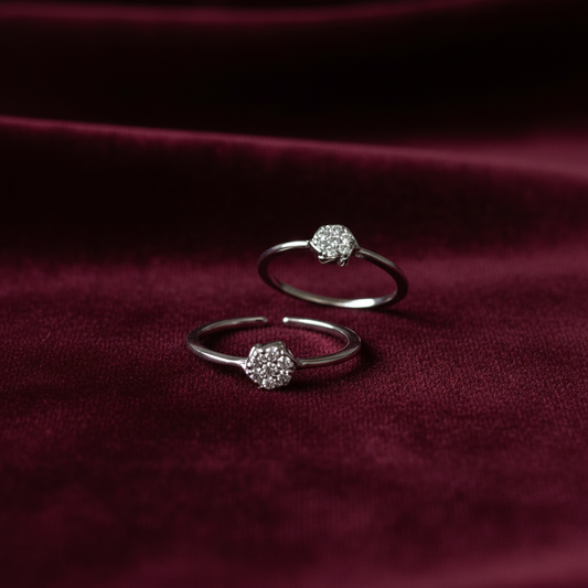 92.5 Sterling Silver Dainty Flower Toe Rings for Women | Floral Elegant Design
