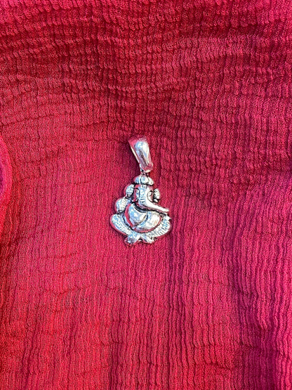 92.5 Silver Oxidised Ganesha Pendant for Men & Women | Ganpati Antique Finish | Temple Jewellery