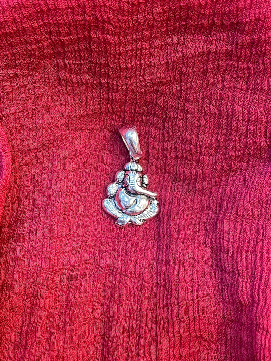 92.5 Silver Oxidised Ganesha Pendant for Men & Women | Ganpati Antique Finish | Temple Jewellery