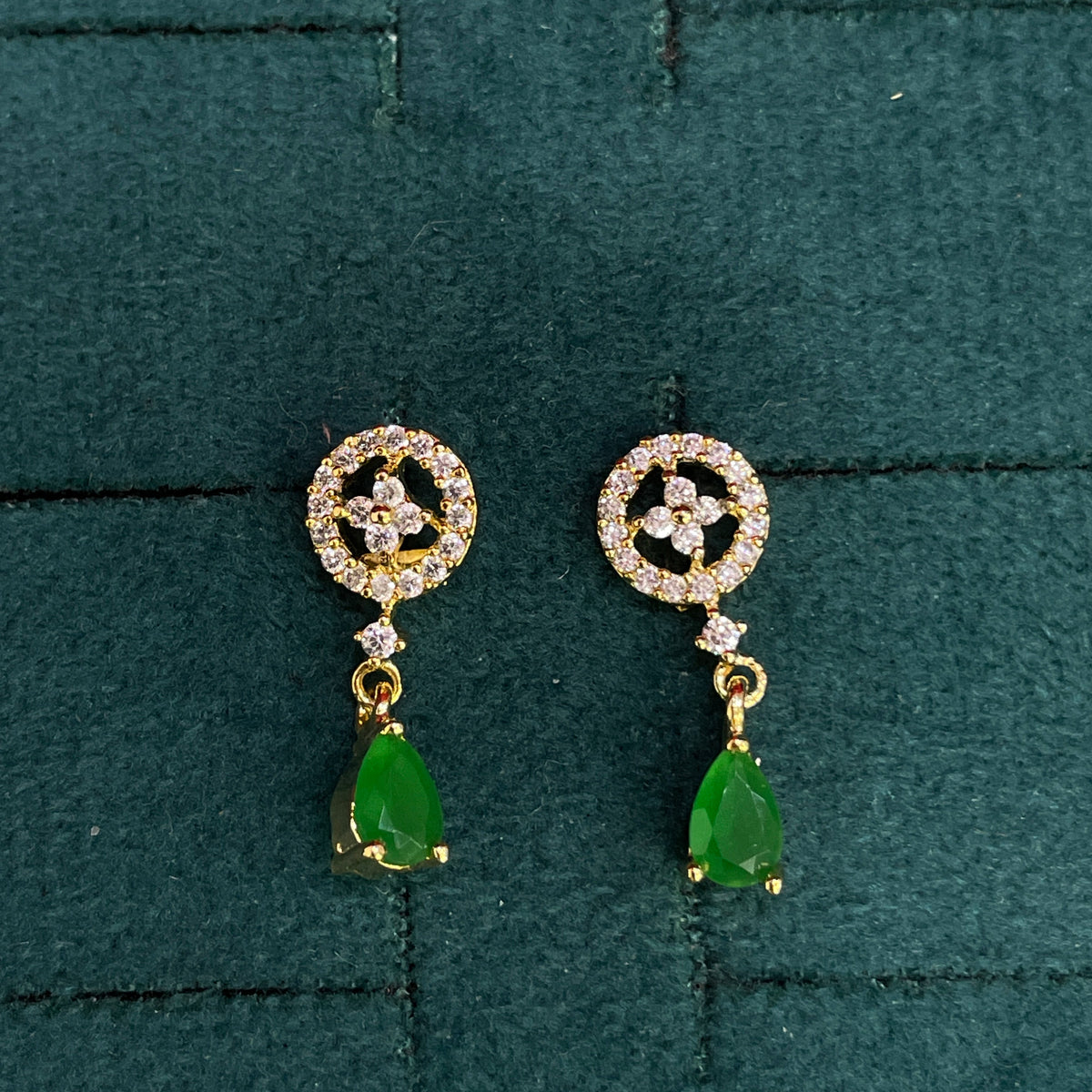 92.5 Sterling Silver Gold Plated Emerald Green CZ Teardrop Drop Earrings for Women