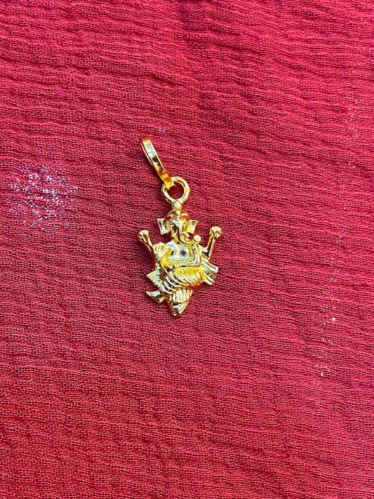 92.5 silver gold plated Ganesha pendant