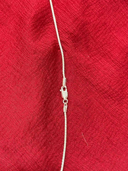 92.5 silver stylish sleek chain 24 inches