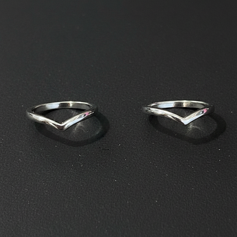 92.5 Silver Plain V Toe Rings | Stylish Minimal Design | Elegant Jewellery