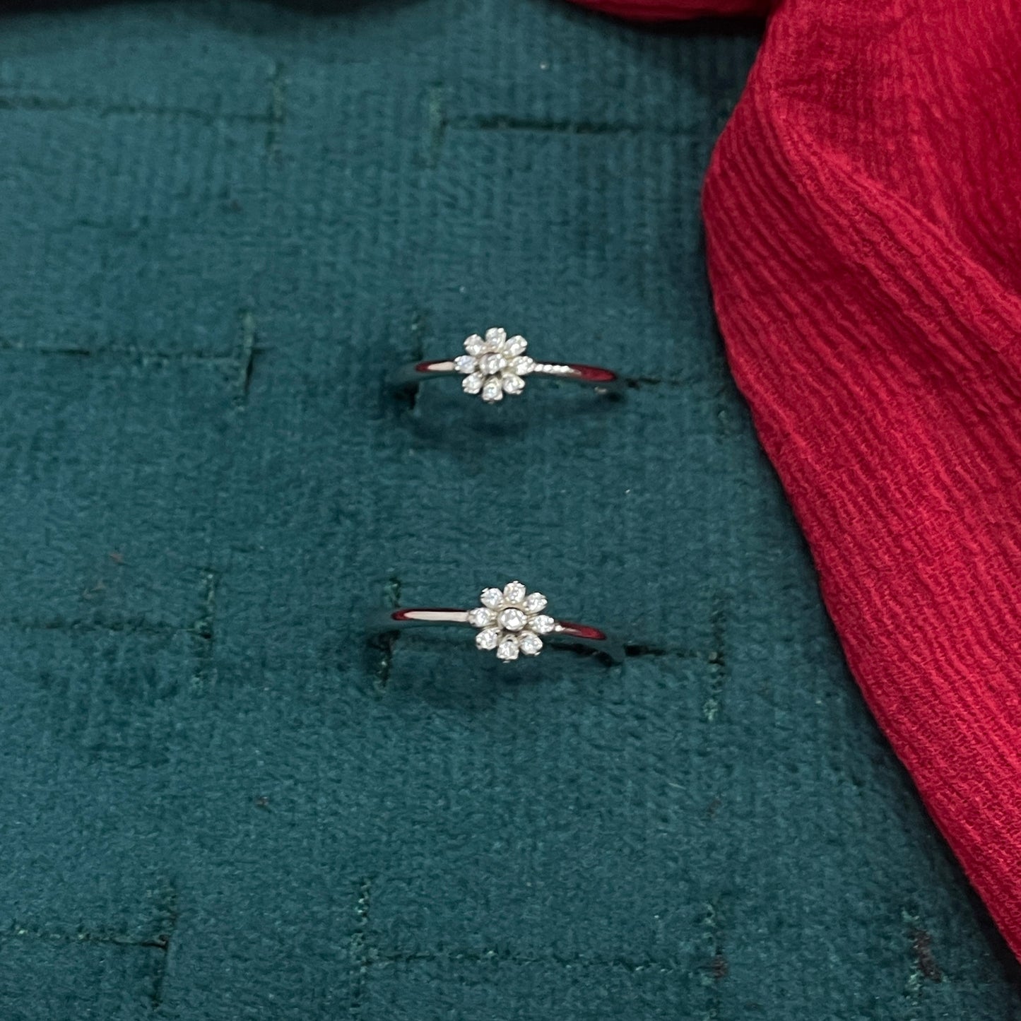 925 Silver Flower Toe rings