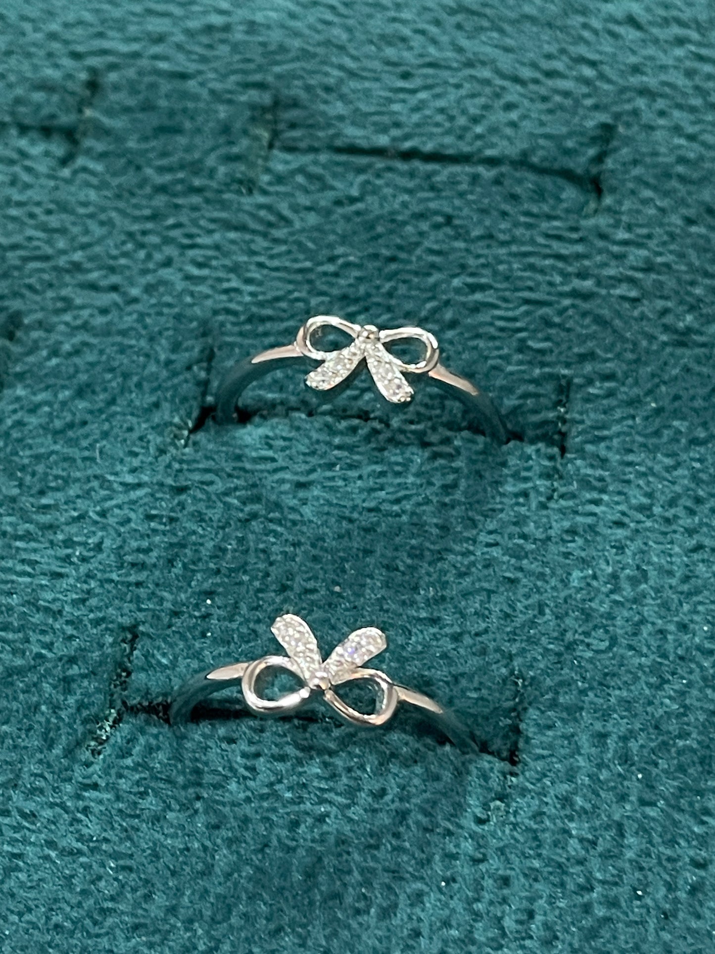92.5 Sterling Silver Bow Toe Rings for Women | Cute Elegant Design