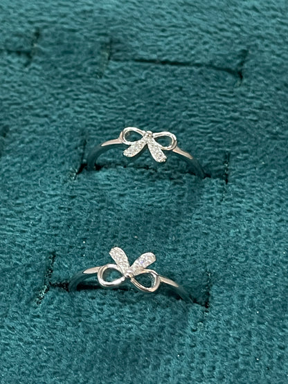 92.5 Sterling Silver Bow Toe Rings for Women | Cute Elegant Design
