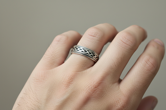 92.5 Silver Oxidised Men’s Ring Size 19 | Stylish Vintage Design | Elegant Jewellery