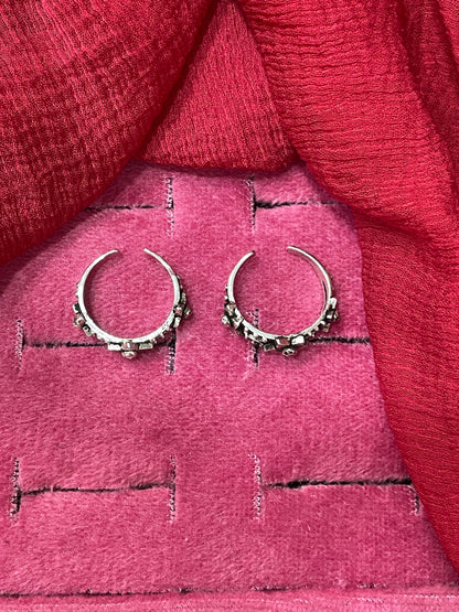 92.5 Silver Oxidised Floral Toe Rings | Classy Elegant Design | Jewellery