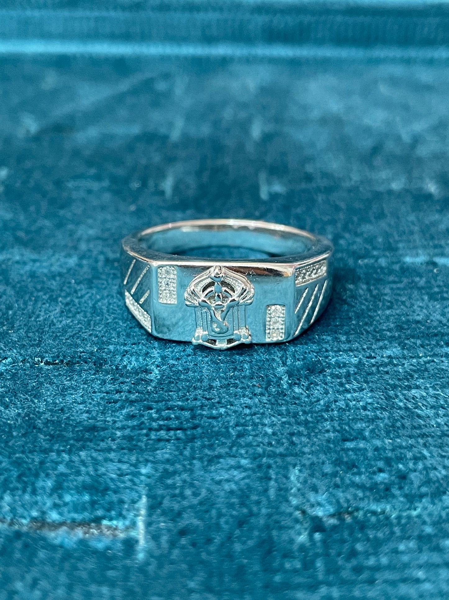 92.5 Silver Men’s Ring Size 21 | Stylish Refined Design | Elegant Fashion Jewellery