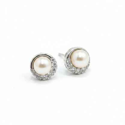 92.5 silver classy stylish pearl earrings