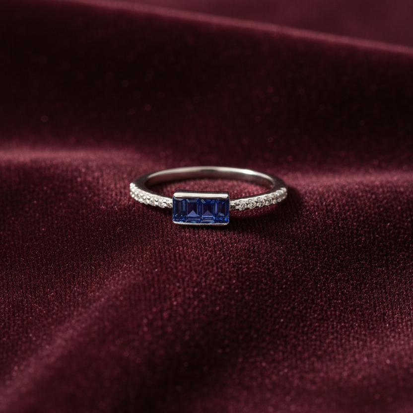 92.5 silver minimal blue stone ring size 7