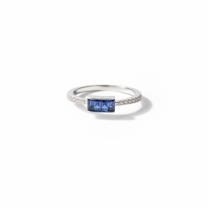 92.5 silver minimal blue stone ring size 7