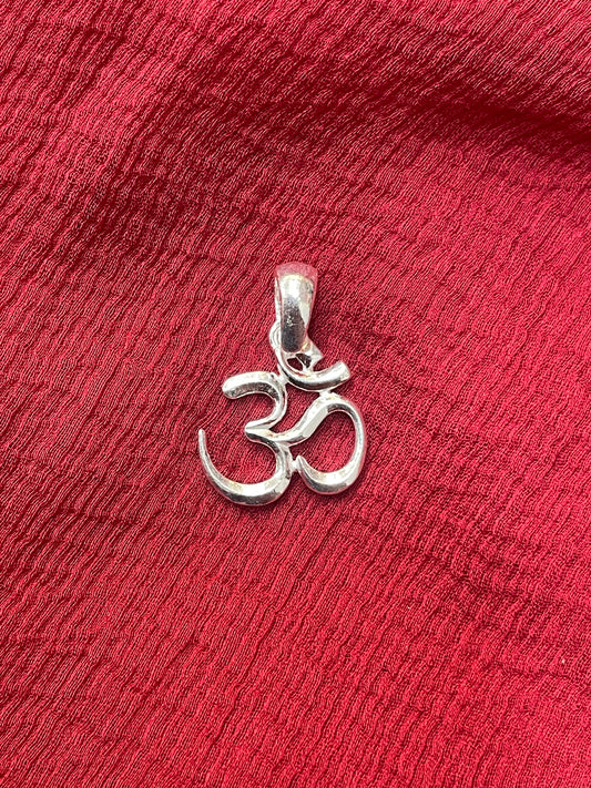 92.5 Silver Om Pendant for Men & Women | Sacred Aum Symbol Design | Spiritual Jewellery