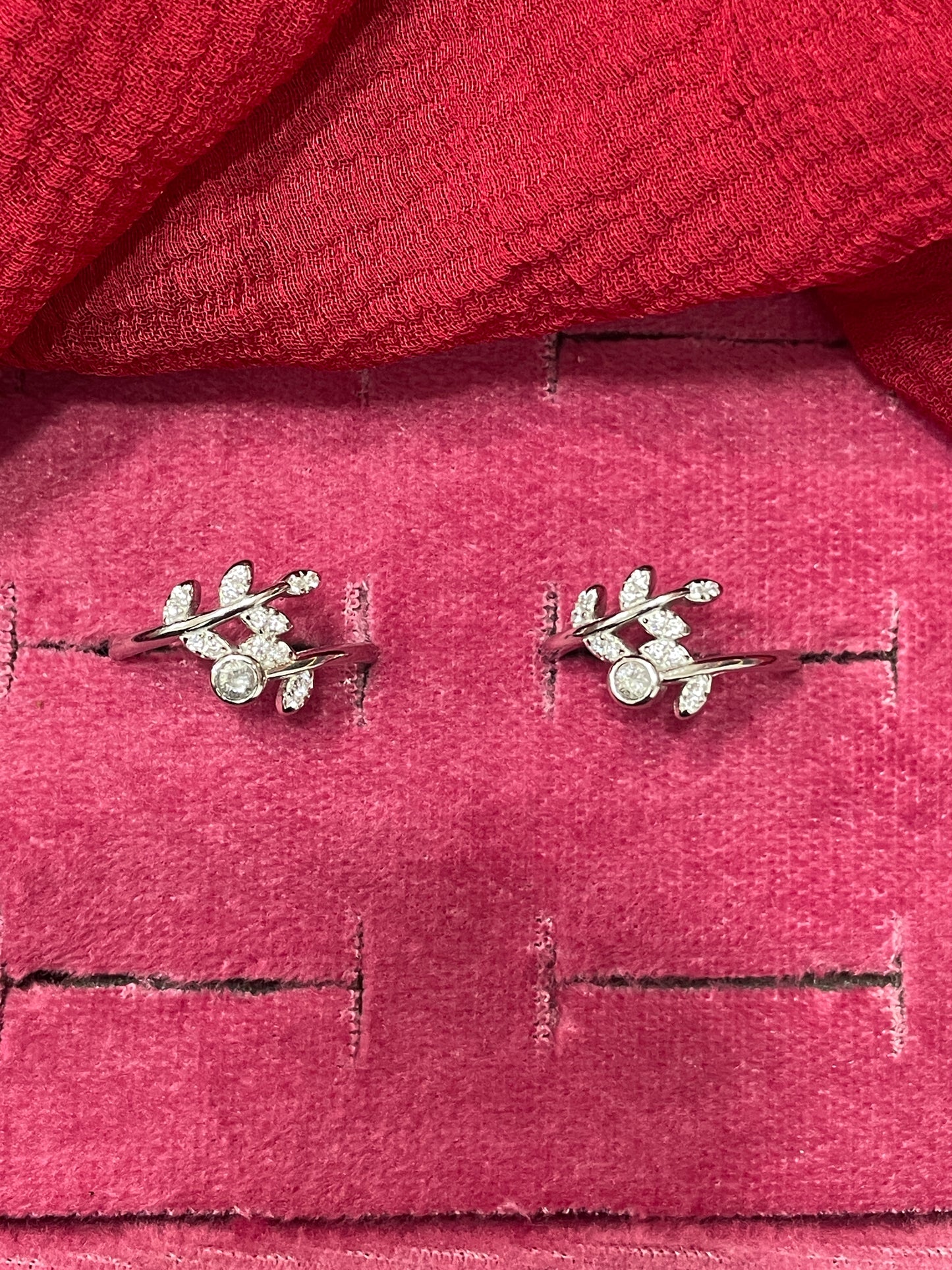 92.5 Silver Leaf Toe Rings | Elegant Nature Inspired Design | Jewellery
