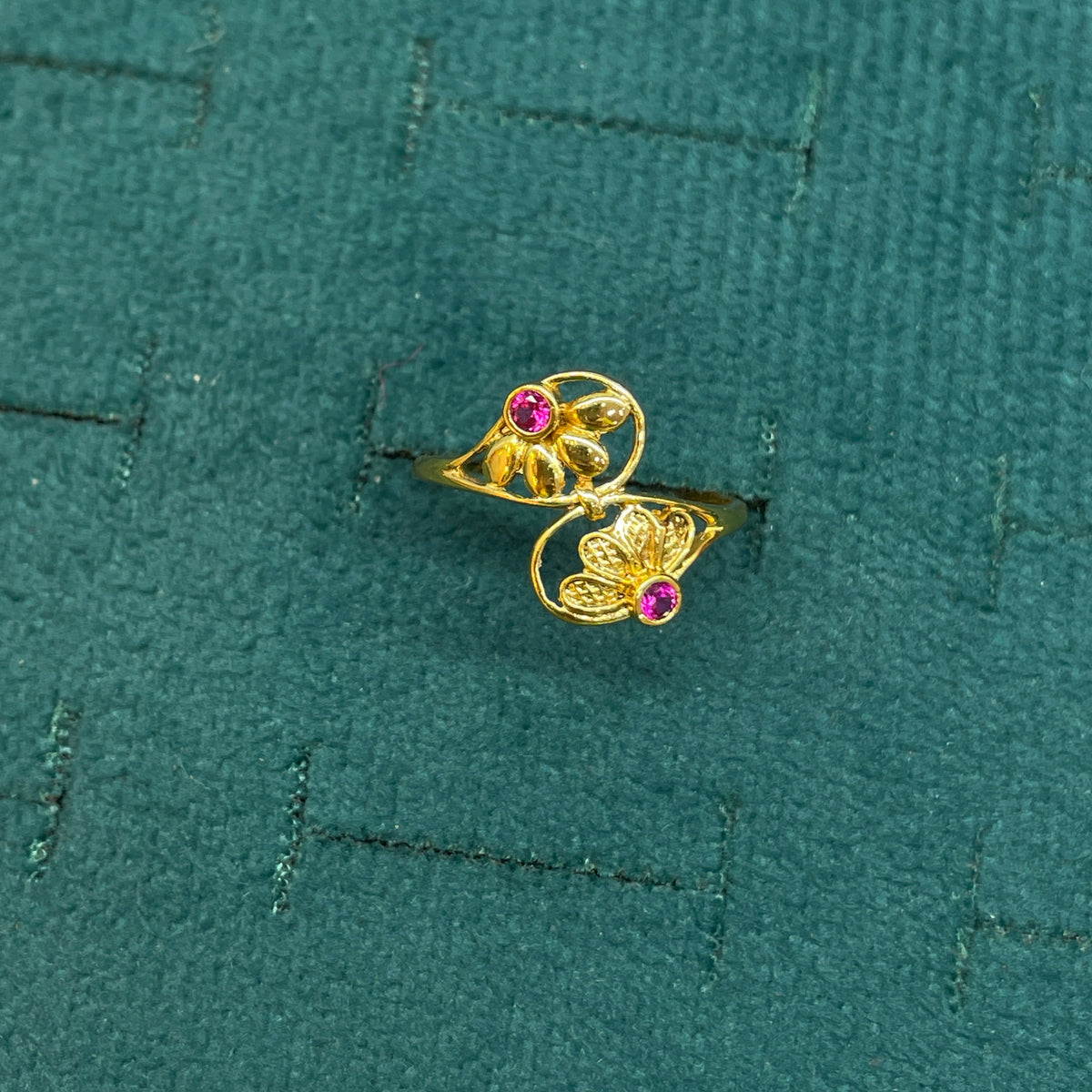 92.5 Silver Gold Plated Pink CZ Floral Ring for Women