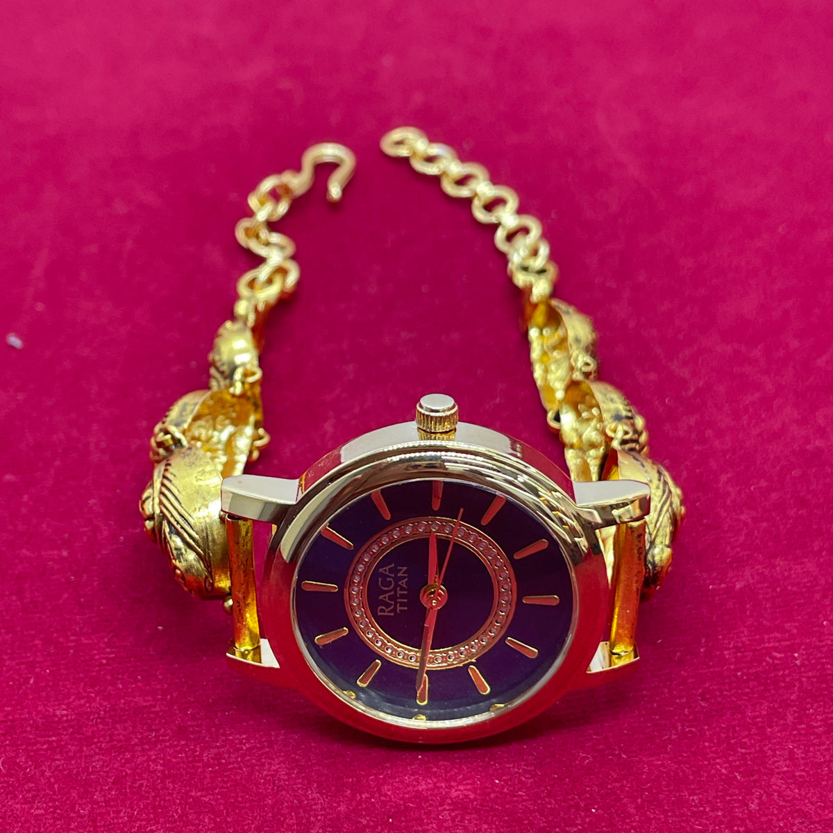 92.5 Silver Gold Plated Nakshi Peacock Watch for Women