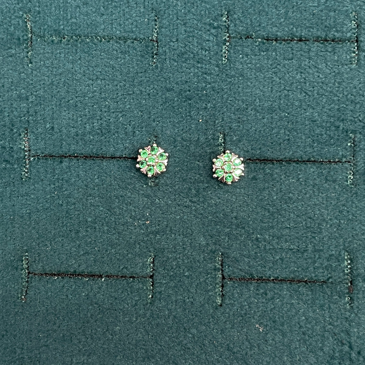 92.5 Silver Green Stone Flower Studs Pair