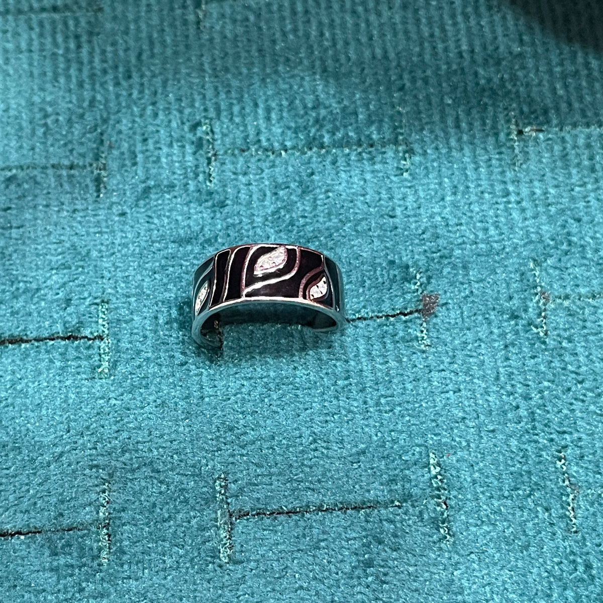 92.5 Sterling Silver Black Enamel & CZ Abstract Pattern Toe Rings for Women | Wide Band Adjustable Open Toe Ring Pair