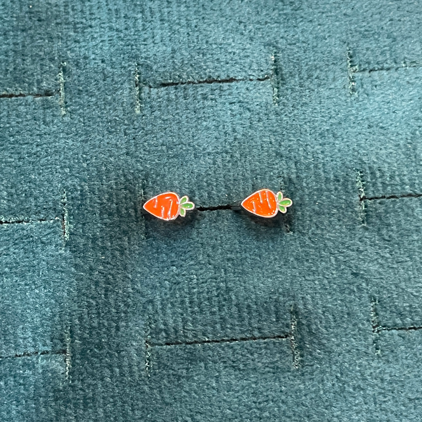 925 Silver Carrot Hoops
