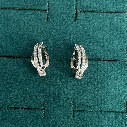 92.5 Silver Clear Stone Crossover Stud Earrings Pair