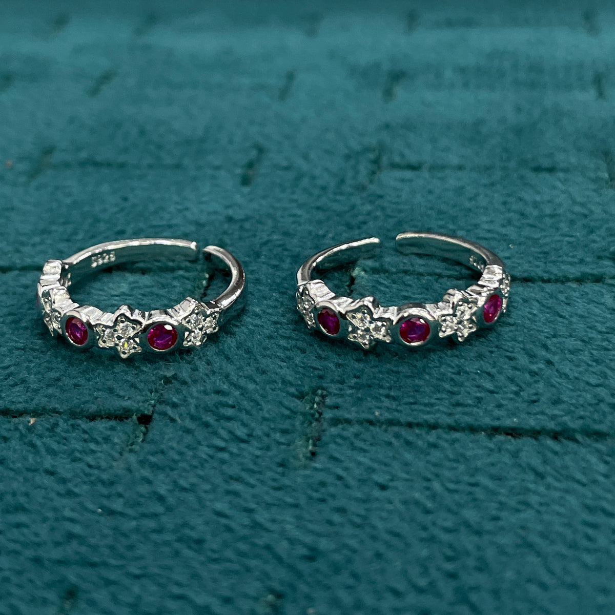92.5 Sterling Silver Ruby Pink CZ & Star Pave White CZ Toe Rings