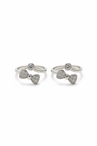 92.5 Silver Bow Stone Adjustable Toe Rings for Women | Pavé Bow & Solitaire Design